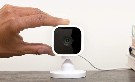Videovigilancia en casa económica: la nueva cámara Blink Mini de Amazon está rebajada a su precio mínimo histórico de 27,99 euros