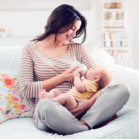 El método Kassing: cómo dar el biberón lo más semejante a amamantar 