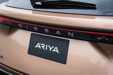 Nissan Ariya 2021 010