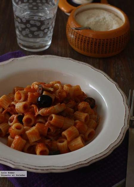 Tubetti con salsa cazadora. Receta