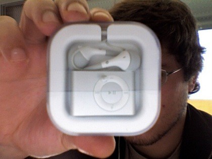 Funda para iPod Shuffle nuevo con funda de auriculares Apple in ear