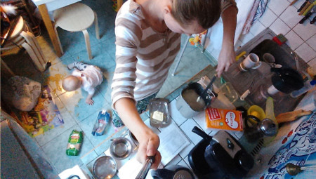 I Documented What Its Like To Be A Mom With A Selfie Stick 9 880