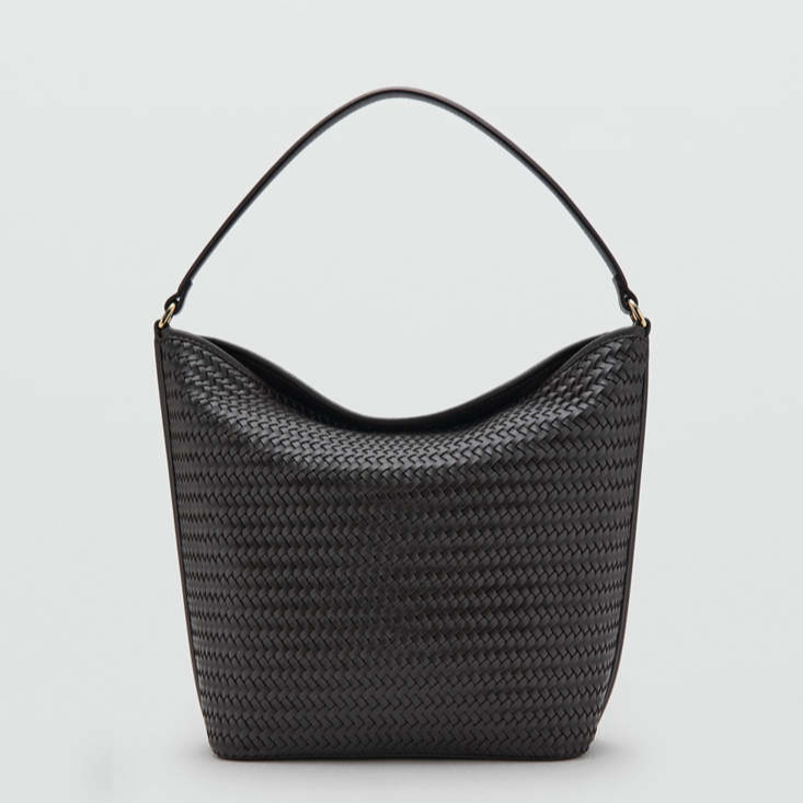 Bolso bucket trenzado de hombro