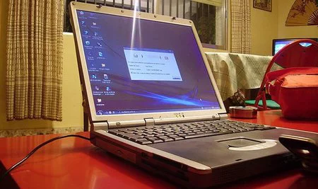 ¿Cuánto le queda de batería a mi portatil?