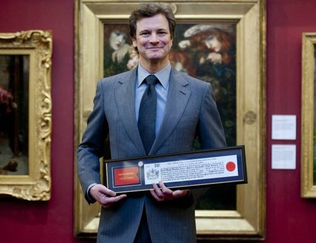 Colin Firth ya puede pastorear ovejas en el London Bridge