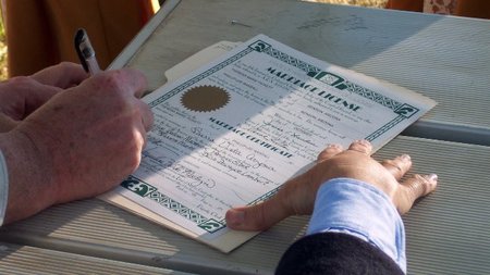 La firma electrónica sigue teniendo un uso muy bajo entre las empresas españolas