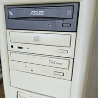 Compró este ordenador por 10 dólares pensando que era vintage, pero no imaginaba lo que contenía en su interior