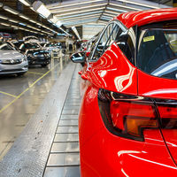 PSA y Fiat Chrysler aprueban un plan preliminar para fusionarse que promete no llevar al cierre de fábricas