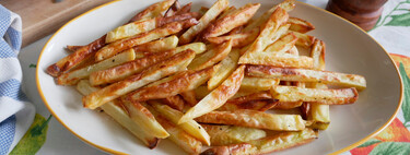 ¿Realmente son más saludables las patatas fritas en freidora de aire? Boticaria García resuelve la duda