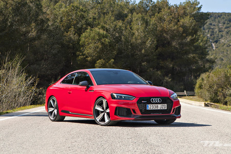 Audi RS 5 a prueba. Un cupé de 450 CV que sacrificó su carácter para ganar en agilidad y precisión