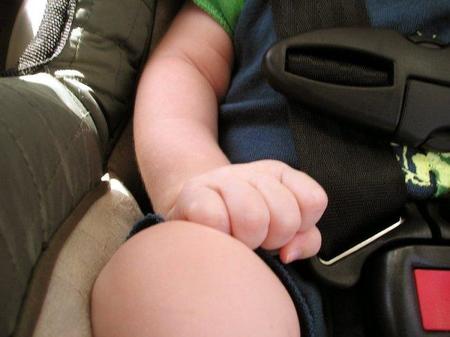 El 40% de los niños muertos en accidentes de tráfico no usa ningún sistema de retención infantil