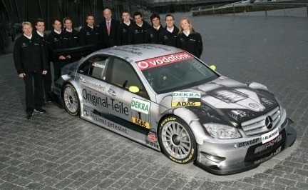 Mercedes presenta su equipo del DTM