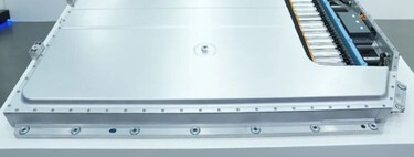 China nos está dando motivos para creer en coches eléctricos con más de 1.000 km de autonomía: el truco es ganar la carrera de las baterías de estado sólido