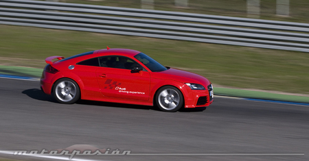 Audi Gama S y TT RS Plus, presentación y prueba en el Circuito del Jarama