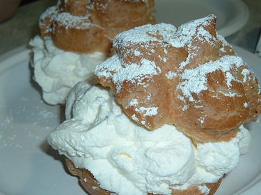 La nata para montar sin lactosa es un ingrediente ideal en la preparación de postres