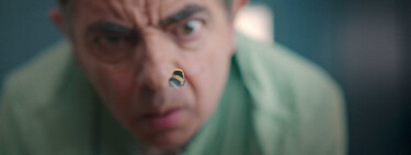 'El hombre contra la abeja' no engaña: la serie de Rowan Atkinson para Netflix es una hilarante y simpática dosis de comedia física