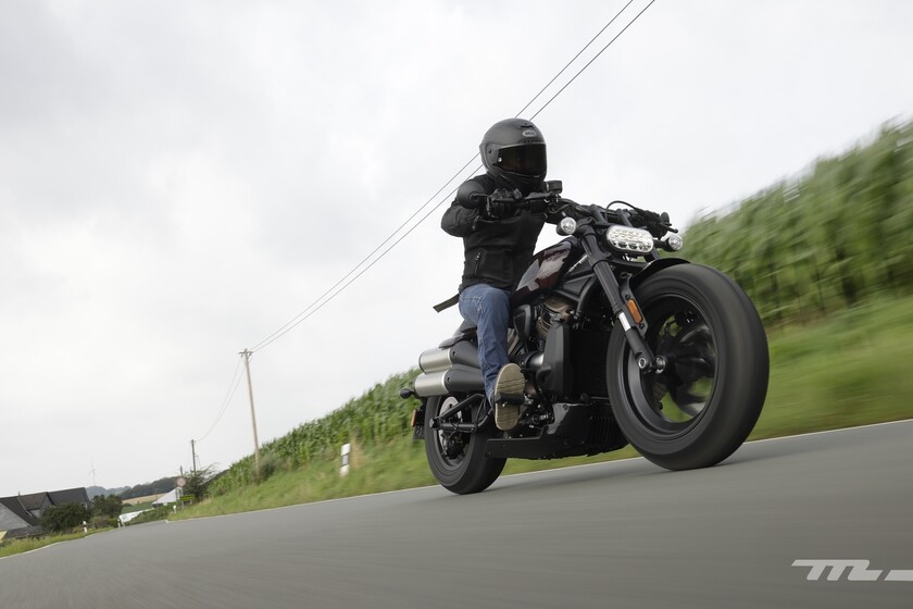 www-motorpasionmoto-com.cdn.ampproject.org