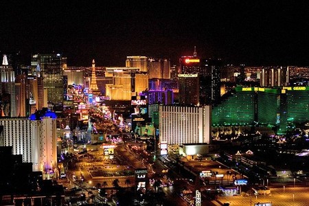 Los datos más alucinantes de Las Vegas: la prostitución no es legal, muchos hoteles no tienen planta 4, 315 bodas al día... 
