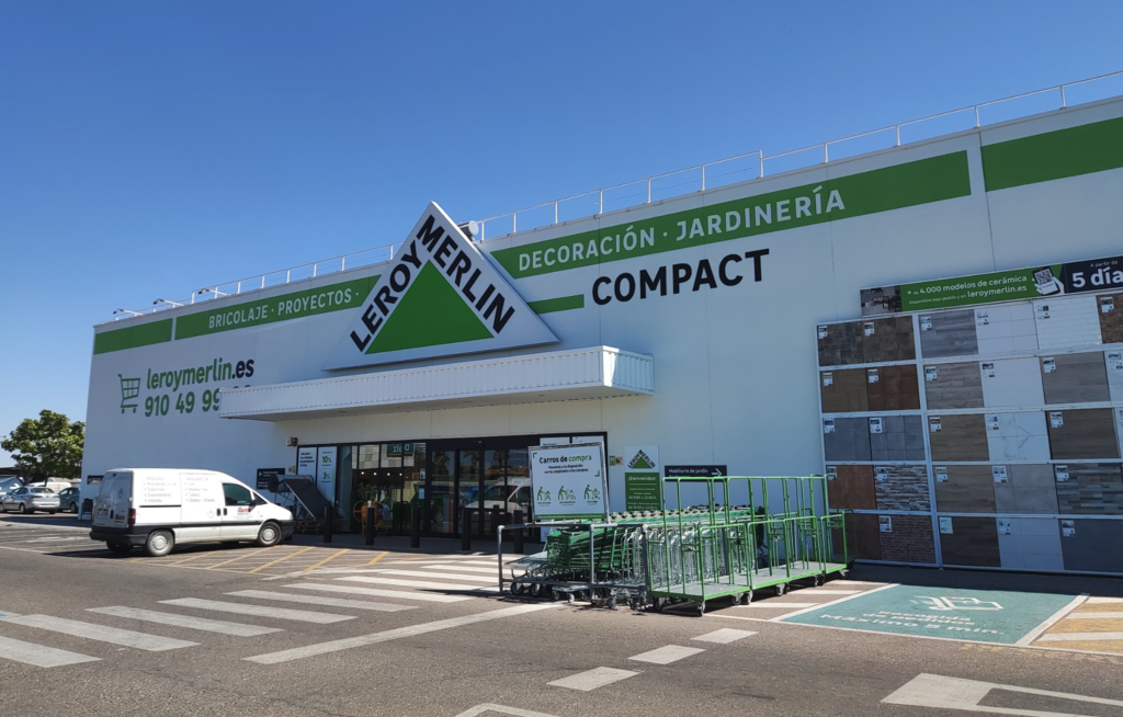 Por menos de cinco euros, esta es la solución de Leroy Merlin para aislar nuestra casa del calor y ahorrar en aire acondicionado 