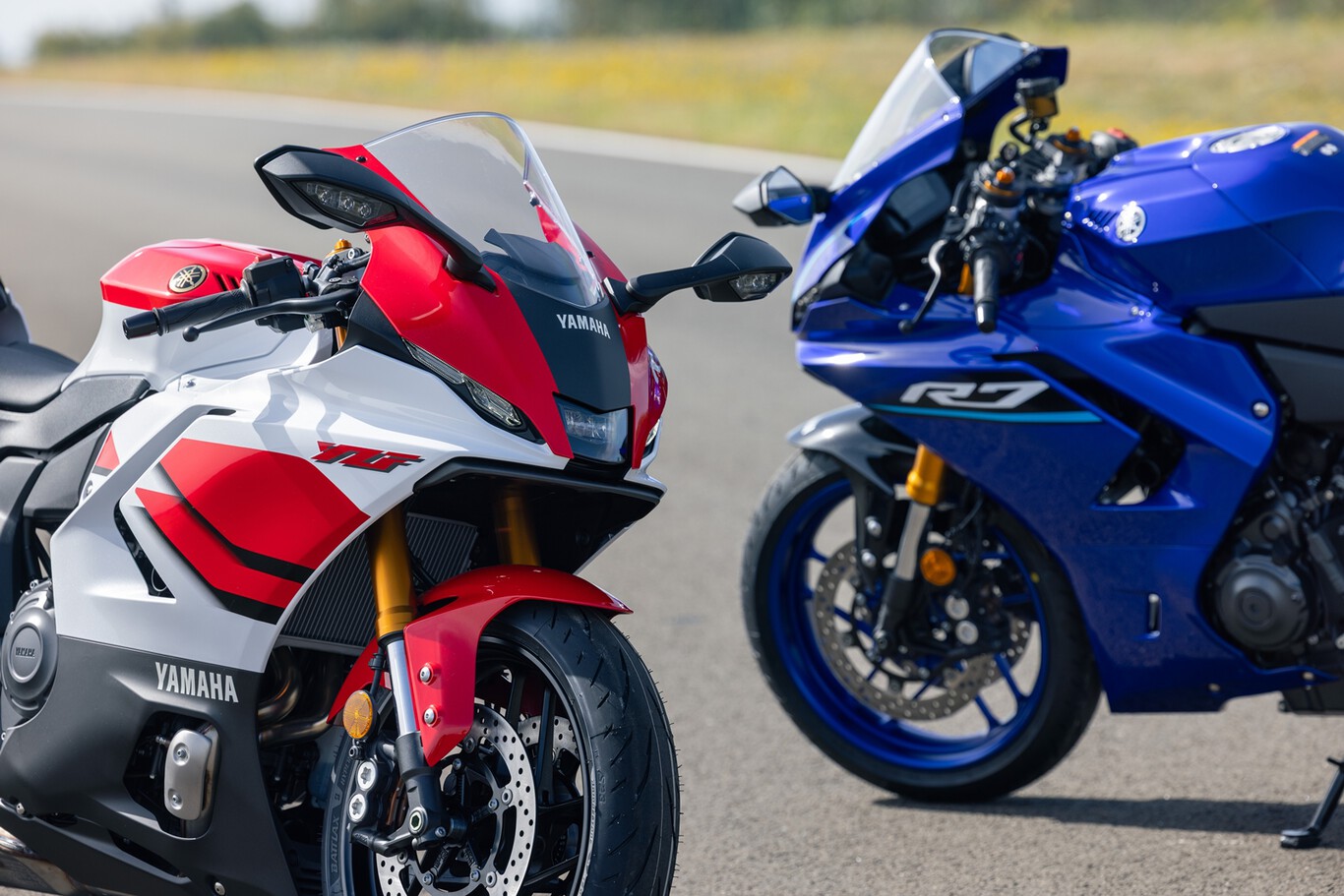 Il est vrai que dans ce contexte de réglementations anti-pollution, de limites de vitesse, de saturation du trafic, de sports hyperpolarisés... les voitures et les motos sont clairement affectées