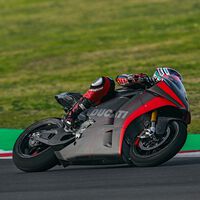 ¡Sorpresa! Estas son las primeras imágenes de la Ducati eléctrica que va a correr en MotoE