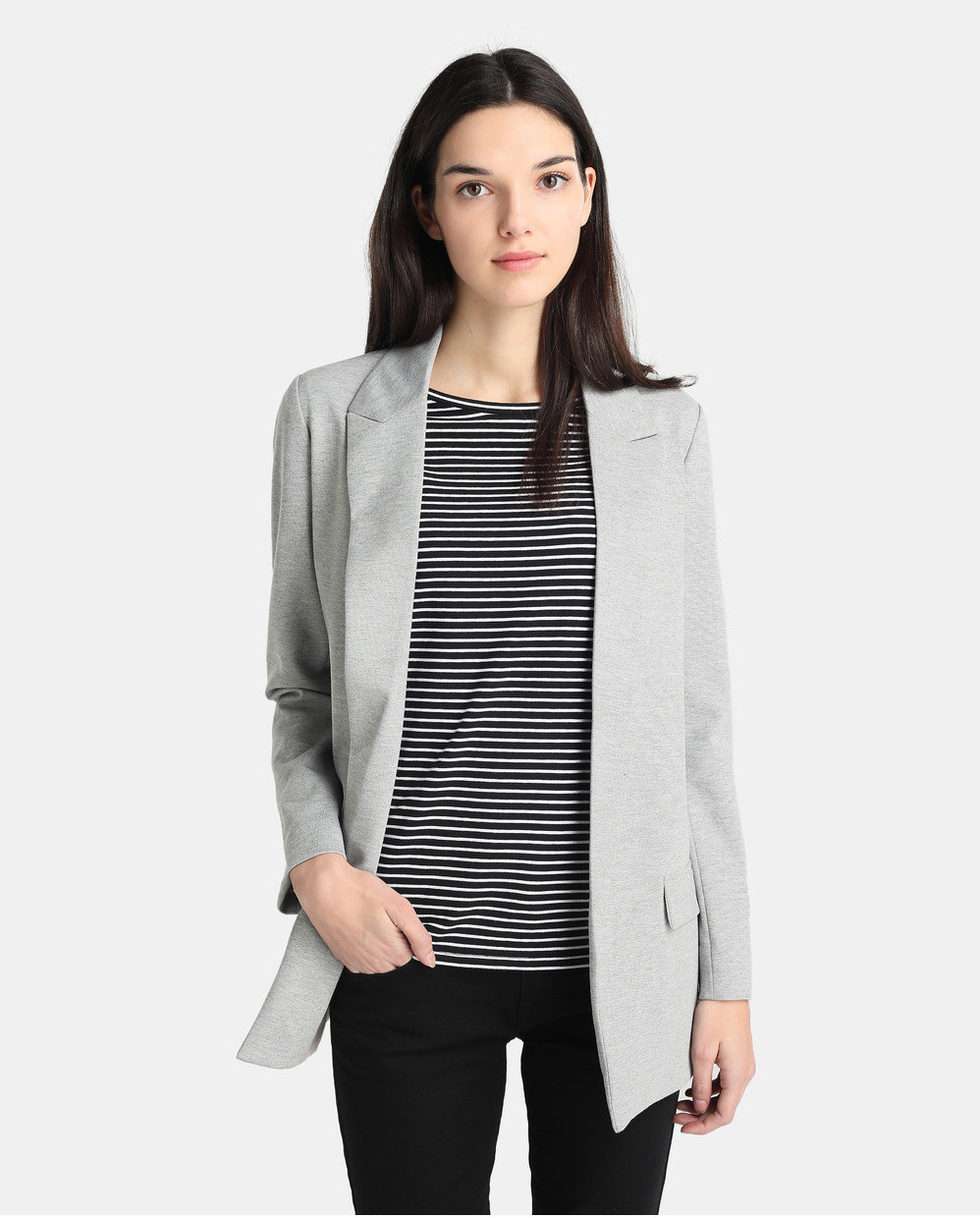 Foto de Más propuestas de Moda UNIT para morenas (1/4)