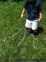 Haz que tu hijo aprenda las letras con una simple cuerda