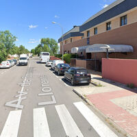 Se va un prostíbulo y deja a su hijo de 3 años solo en el coche durante horas. Y no era la primera vez