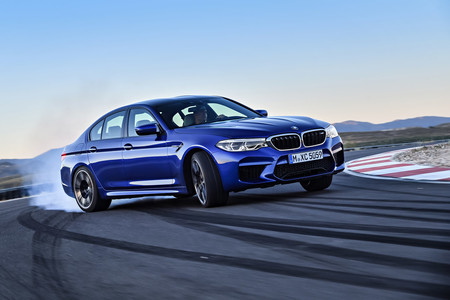 El nuevo BMW M5 ya es oficial, ¡con un V8 biturbo de 600 CV y tracción a las cuatro ruedas!