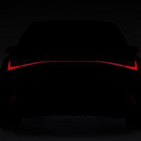 No, no es un SEAT León: el Lexus IS 2021 se asoma desde la oscuridad de su teaser