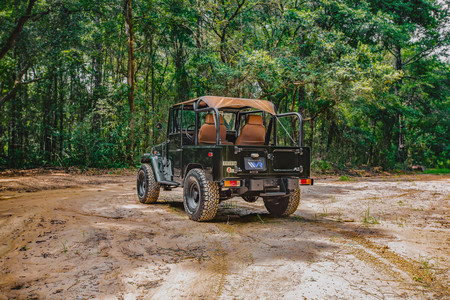 Toyota Fj40 Land Cruiser 1974 Por Veocity Restorarions 6
