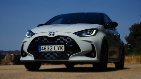 Toyota Yaris Gr Sport 8