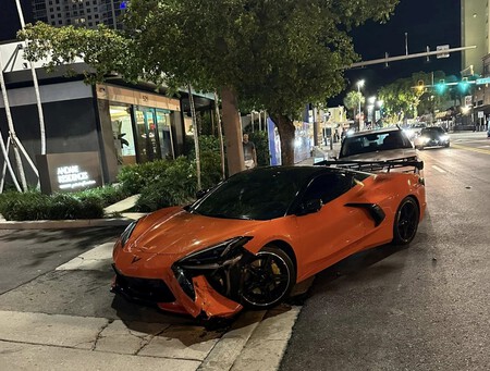 Corvette Accidente Aseguradora Estados Unidos