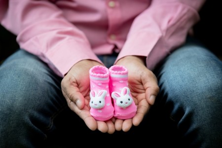 ¿Las madres mayores tienen hijos más listos y saludables?