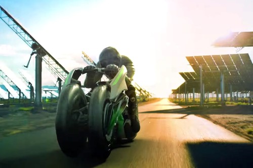 ¿Qué está tramando Kawasaki? La J Concept de tres ruedas podría ser real y contraatacar a la Yamaha Niken