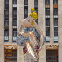 Arte efímero: una bailarina hinchable toma el Rockefeller Center