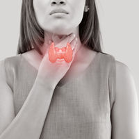 Tiroiditis postparto, una enfermedad que altera tu peso y estado anímico tras el parto: síntomas y tratamiento