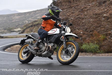 Ducati Scrambler Desert Sled 2017 152