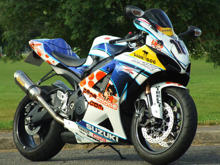 Suzuki GSX-R1000 Replica Fonsi Nieto, ¡además artesanal!