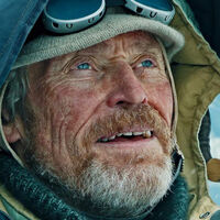 Willem Dafoe, a sus 71 años: "Nunca soy más feliz que lavando los platos, limpiando el estiércol de los animales o haciendo tareas sencillas"