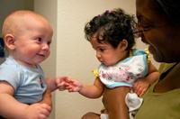 Los bebés reconocen las emociones de otros bebés a los cinco meses