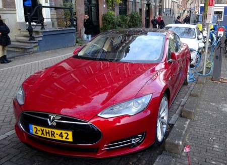 Las ayudas a los coches eléctricos en Holanda tienen los meses contados