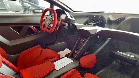 Lamborghini Sesto Elemento 1