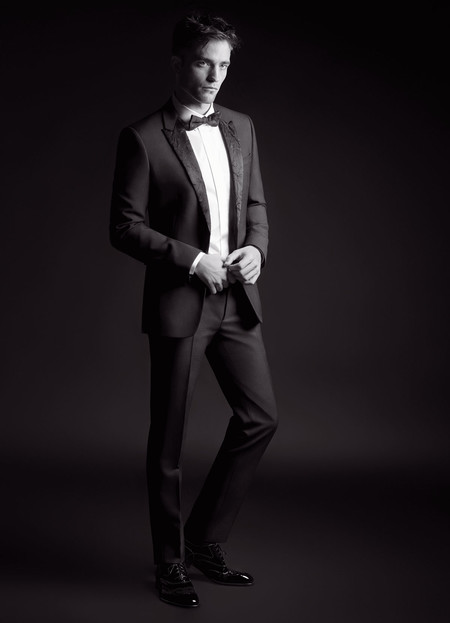 Un elegantísimo Robert Pattinson protagoniza la nueva campaña de Dior Homme