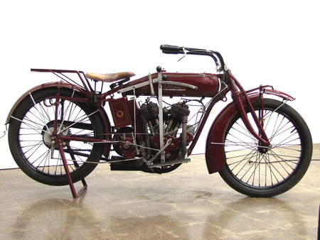 Indian Powerplus Van Buren National Museum