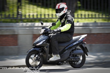 Suzuki Address