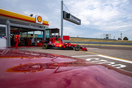 El nuevo motor de Fórmula 1 de Ferrari funciona, pero Carlos Sainz tendrá que penalizar por ello en Turquía