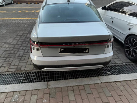 Hyundai Accent 2