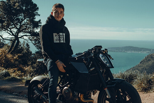 Charles Leclerc motos customizadas