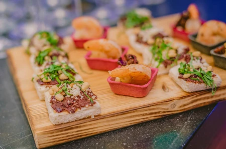 Que las tapas no te empujen a subir de peso: los mejores consejos para lograrlo